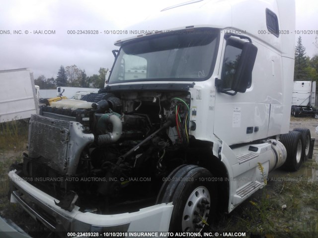 4V4NC9EH6DN133276 - 2013 VOLVO VN Unknown photo 2