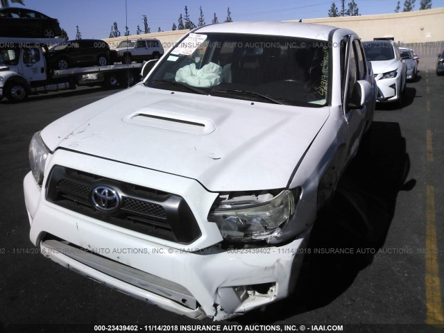 3TMJU4GN7CM134166 - 2012 TOYOTA TACOMA DOUBLE CAB PRERUNNER WHITE photo 2