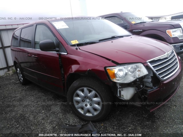 2A8HR44E29R571877 - 2009 CHRYSLER TOWN & COUNTRY LX RED photo 1