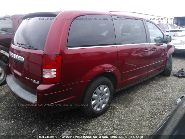 2A8HR44E29R571877 - 2009 CHRYSLER TOWN & COUNTRY LX RED photo 4