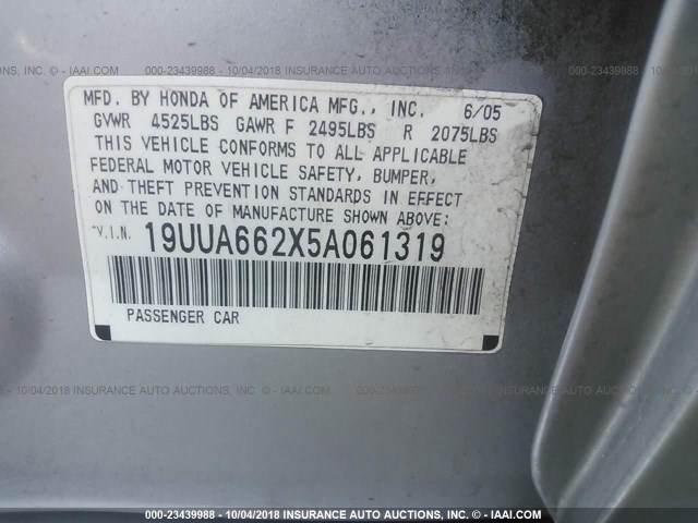 19UUA662X5A061319 - 2005 ACURA TL SILVER photo 9