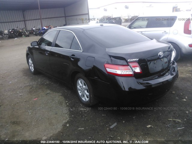4T4BF3EK5BR187851 - 2011 TOYOTA CAMRY SE/LE/XLE შავი ფოტო 3
