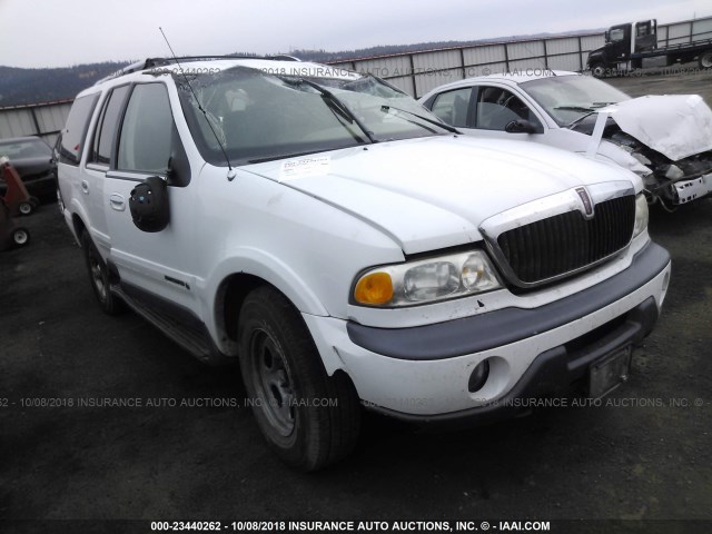 5LMPU28L2WLJ51385 - 1998 LINCOLN NAVIGATOR Biały zdjęcie 1