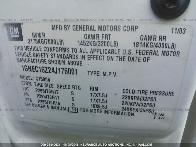 1GNEC16Z24J176001 - 2004 CHEVROLET SUBURBAN C1500 WHITE photo 9