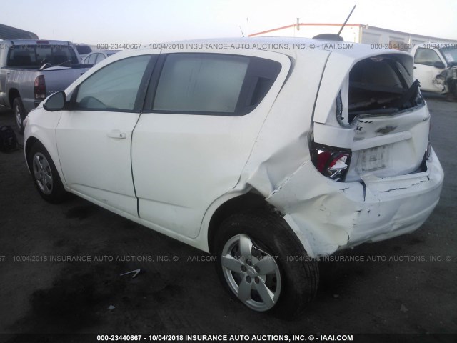 1G1JA6SH2G4171500 - 2016 CHEVROLET SONIC LS WHITE photo 3