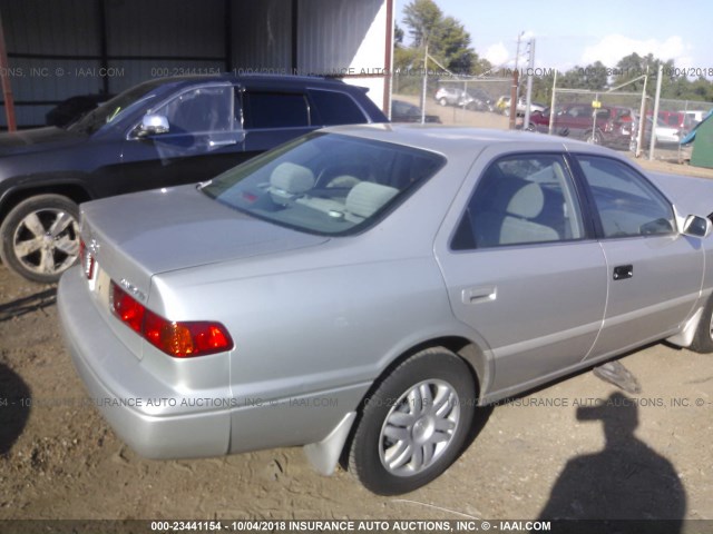 4T1BG22K41U040862 - 2001 TOYOTA CAMRY CE/LE/XLE 银色 照片 4
