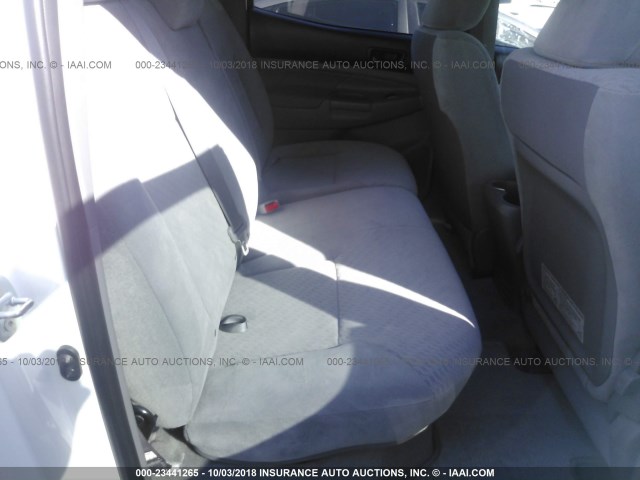 5TFJU4GN9BX009775 - 2011 TOYOTA TACOMA DOUBLE CAB PRERUNNER WHITE photo 8
