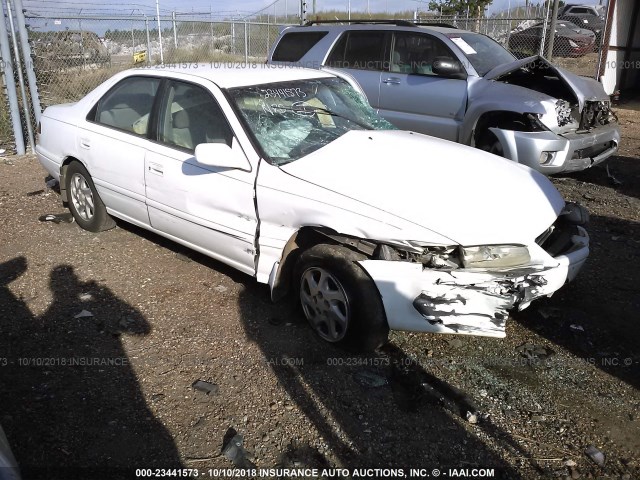 JT2BG22K810557375 - 2001 TOYOTA CAMRY CE/LE/XLE 白色 照片 1