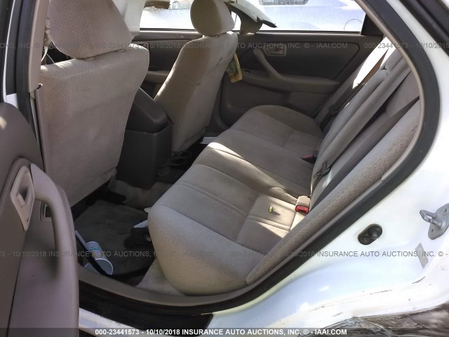 JT2BG22K810557375 - 2001 TOYOTA CAMRY CE/LE/XLE 白色 照片 8