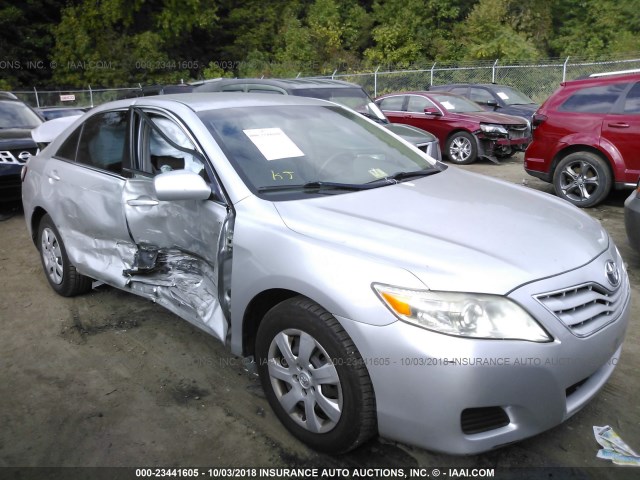 4T1BF3EK1AU004938 - 2010 TOYOTA CAMRY SE/LE/XLE SILVER photo 1