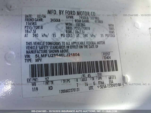 5LMFU28546LJ21804 - 2006 LINCOLN NAVIGATOR Biały zdjęcie 9