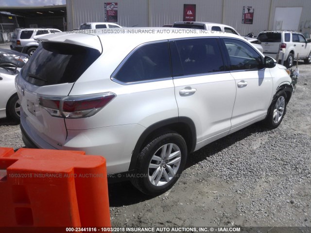 5TDZARFH9FS015687 - 2015 TOYOTA HIGHLANDER LE WHITE photo 4