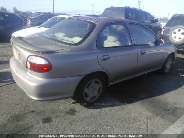 KNAFB121615083113 - 2001 KIA SEPHIA LS GOLD photo 4