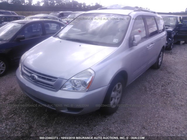 KNDMB233696308295 - 2009 KIA SEDONA EX/LX SILVER photo 2