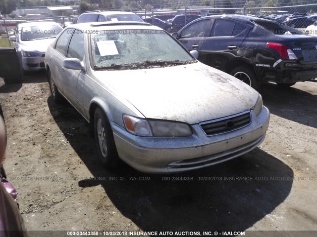 4T1BG28K1YU657878 - 2000 TOYOTA CAMRY CE/LE/XLE 银色 照片 1