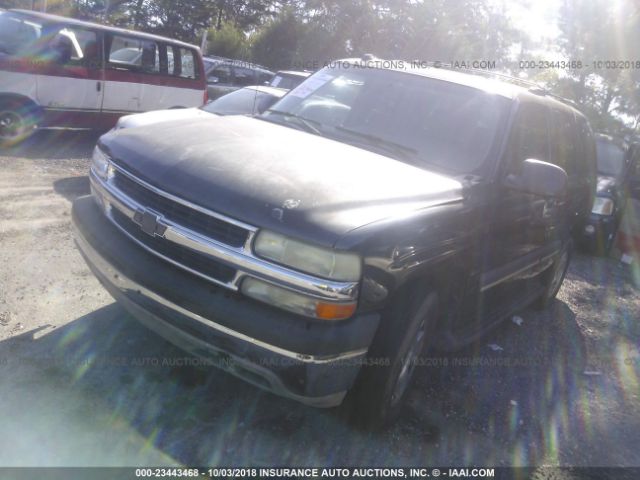 1GNEC13Z54R148649 - 2004 CHEVROLET TAHOE C1500 BLACK photo 2