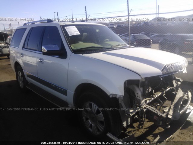 5LMFU27518LJ11994 - 2008 LINCOLN NAVIGATOR 白色 照片 1