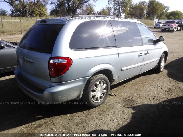 2C4GP54L25R542631 - 2005 CHRYSLER TOWN & COUNTRY TOURING BLUE photo 4