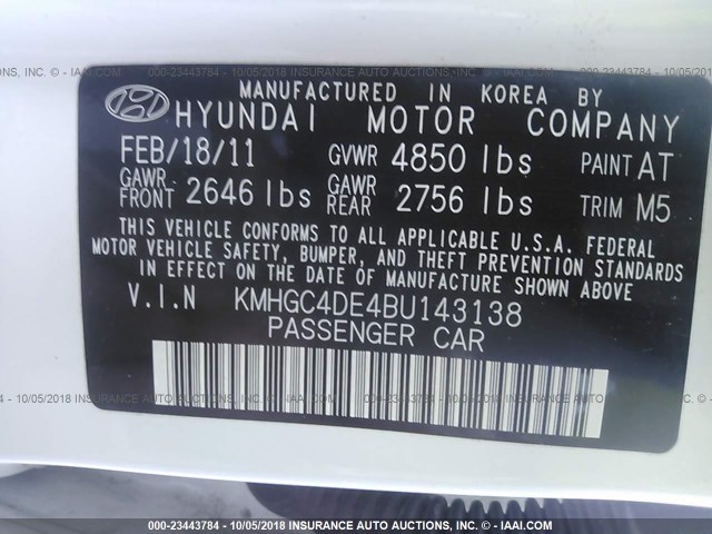 KMHGC4DE4BU143138 - 2011 HYUNDAI GENESIS 3.8L WHITE photo 9