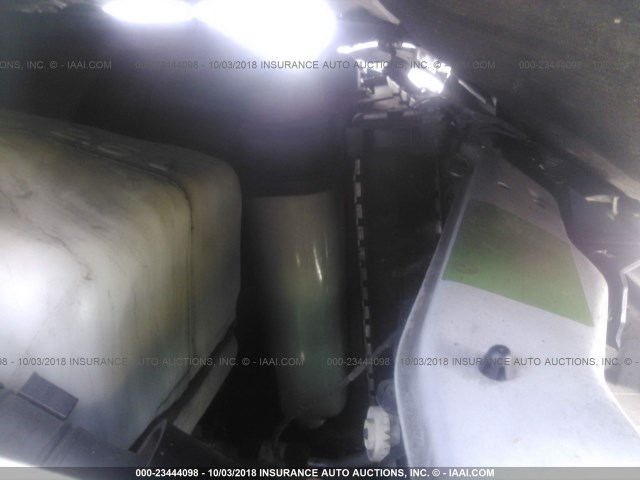 WBSBK0334XEC39844 - 1999 BMW M3 AUTOMATIC 银色 照片 10