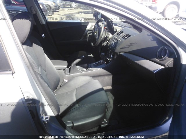 JM1BL1U68B1487997 - 2011 MAZDA 3 S GRAY photo 5