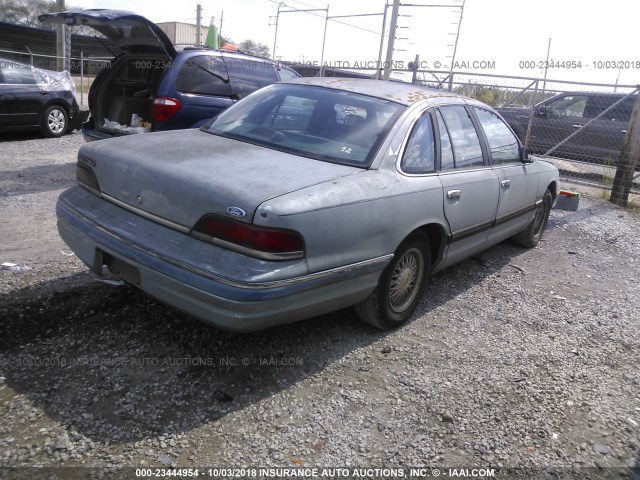 2FACP74W7NX101809 - 1992 FORD CROWN VICTORIA LX BLUE photo 4