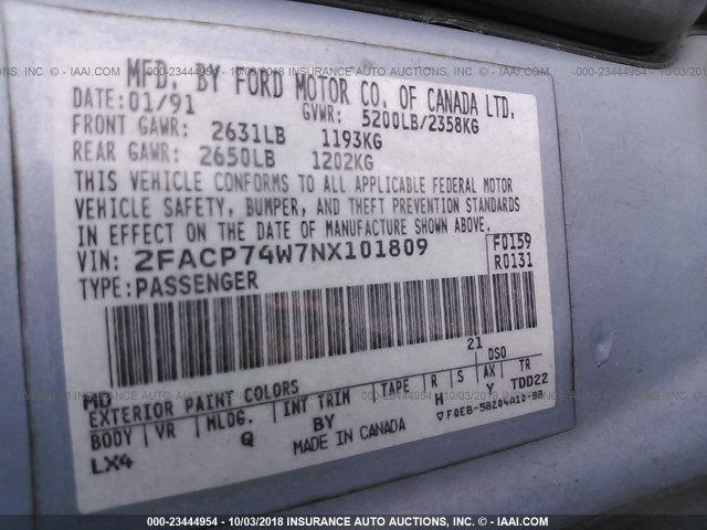 2FACP74W7NX101809 - 1992 FORD CROWN VICTORIA LX BLUE photo 9