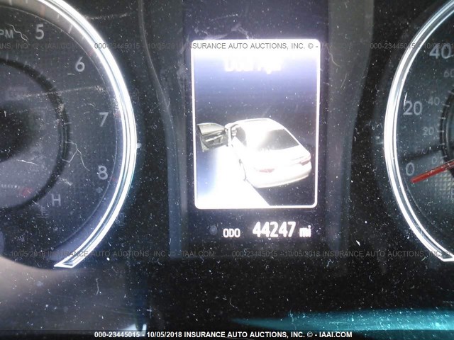 4T1BF1FKXGU119307 - 2016 TOYOTA CAMRY LE/XLE/SE/XSE WHITE photo 7