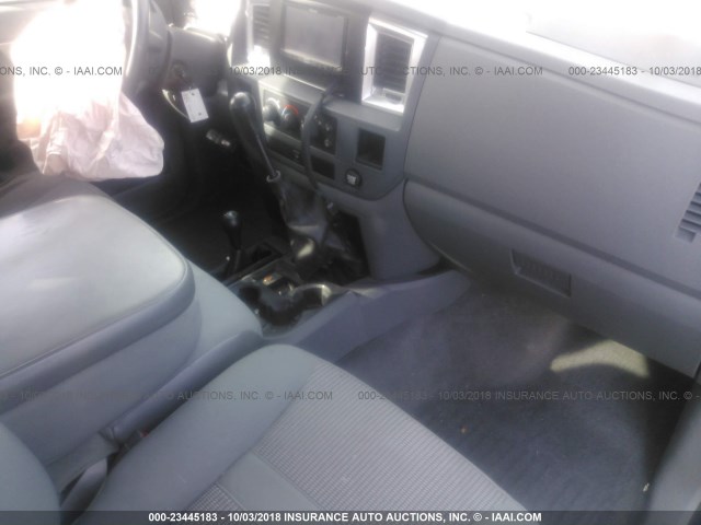 3D7KS28A57G798714 - 2007 DODGE RAM 2500 ST/SLT 黑色 照片 5