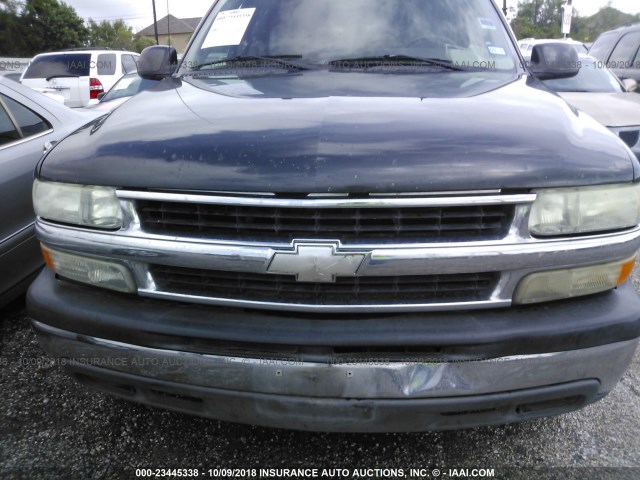 3GNEC16Z34G152419 - 2004 CHEVROLET SUBURBAN C1500 GRAY photo 6