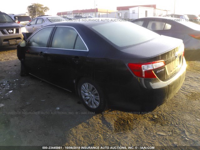4T1BF1FK3CU587101 - 2012 TOYOTA CAMRY SE/LE/XLE BLACK photo 3