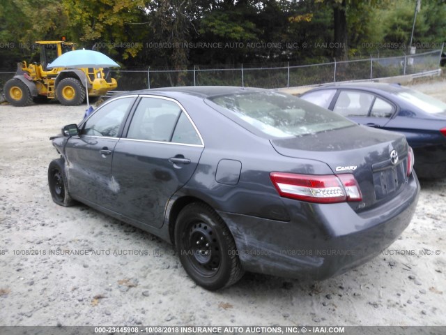 4T1BF3EK0BU128460 - 2011 TOYOTA CAMRY SE/LE/XLE 灰色 照片 3