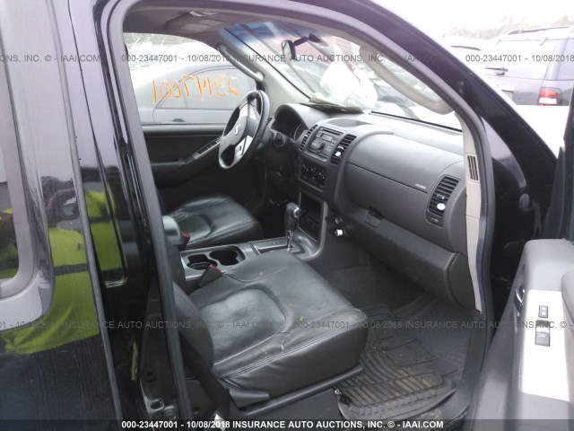 5N1AR18B09C617511 - 2009 NISSAN PATHFINDER S/LE/SE BLACK photo 5