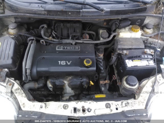 KL1TD56626B675766 - 2006 CHEVROLET AVEO LS WHITE photo 10