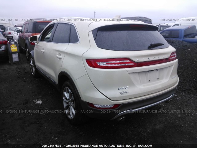 5LMCJ2D98JUL28610 - 2018 LINCOLN MKC SELECT 奶油色 照片 3