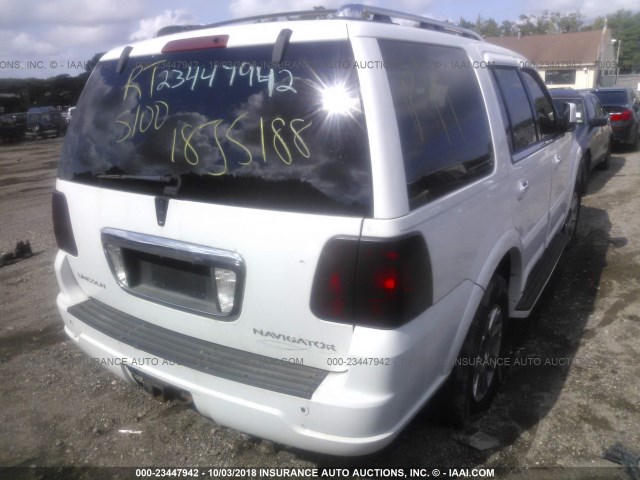 5LMFU28R14LJ05138 - 2004 LINCOLN NAVIGATOR Biały zdjęcie 4