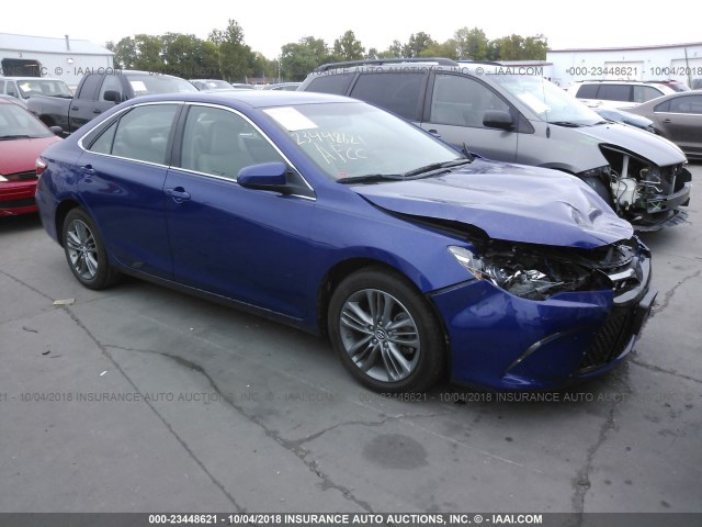 4T1BF1FK0FU891975 - 2015 TOYOTA CAMRY LE/XLE/SE/XSE 蓝色 照片 1