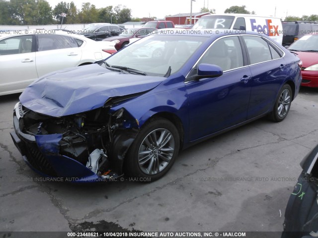 4T1BF1FK0FU891975 - 2015 TOYOTA CAMRY LE/XLE/SE/XSE 蓝色 照片 2