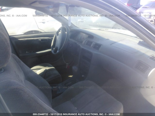 JT2BG22K6W0179130 - 1998 TOYOTA CAMRY CE/LE/XLE 白色 照片 5