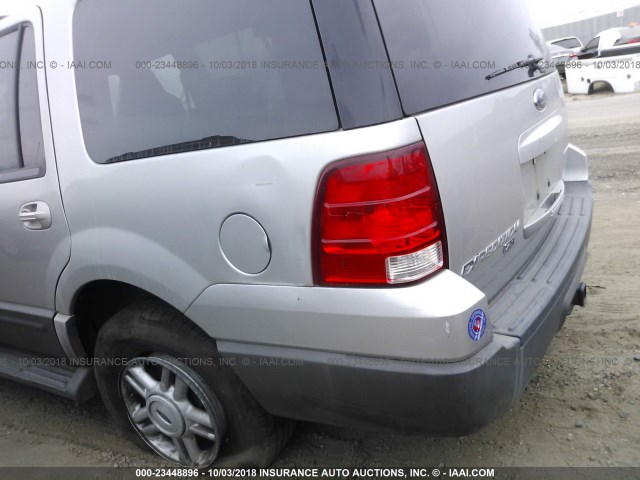 1FMPU15L74LB86373 - 2004 FORD EXPEDITION XLT GRAY photo 6