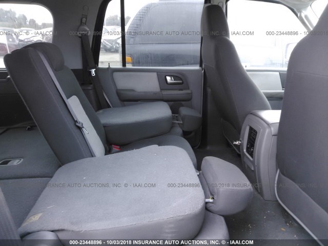 1FMPU15L74LB86373 - 2004 FORD EXPEDITION XLT GRAY photo 8