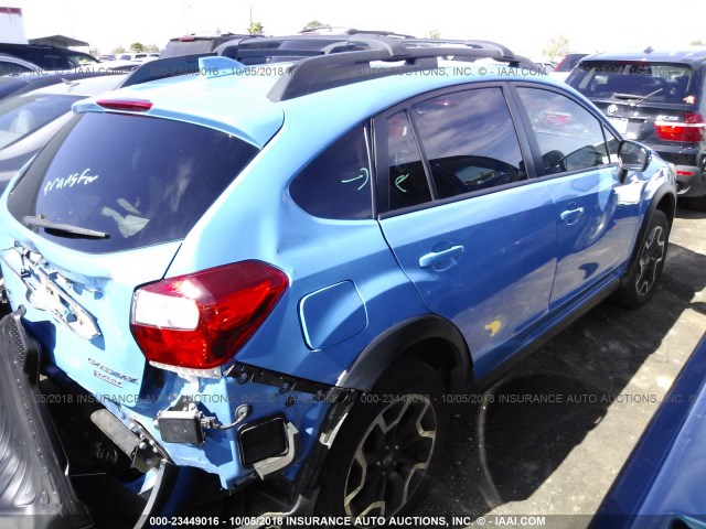 JF2GPAKC9HH266543 - 2017 SUBARU CROSSTREK LIMITED BLUE photo 4