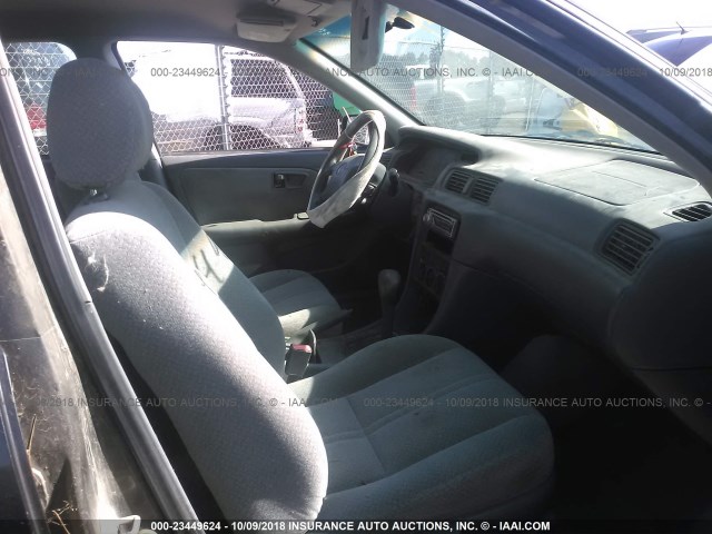 4T1BG22K11U825484 - 2001 TOYOTA CAMRY CE/LE/XLE 蓝色 照片 5