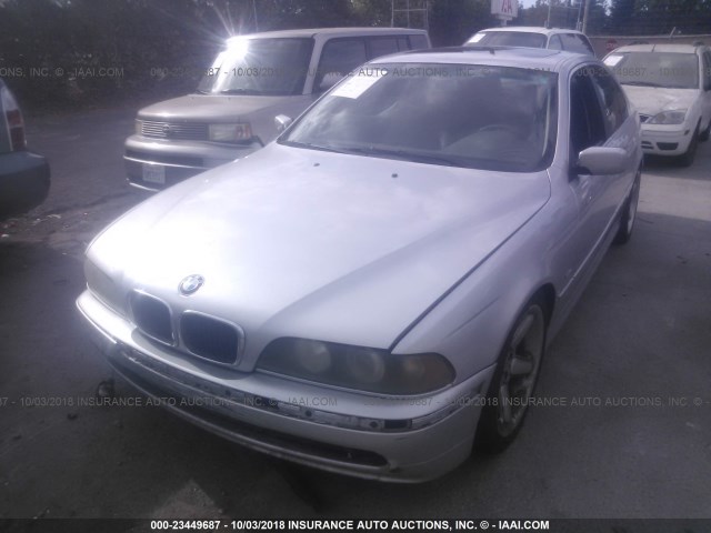 WBADT43401GX21486 - 2001 BMW 525 I AUTOMATIC SILVER photo 2
