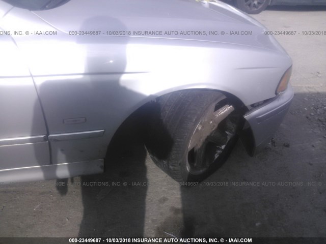 WBADT43401GX21486 - 2001 BMW 525 I AUTOMATIC SILVER photo 6