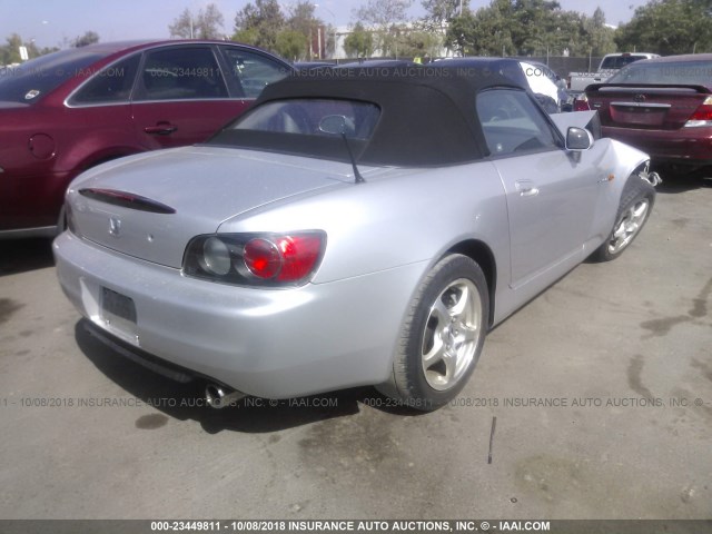 JHMAP11413T000517 - 2003 HONDA S2000 SILVER photo 4