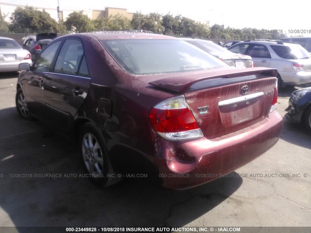 4T1BE30K65U399635 - 2005 TOYOTA CAMRY LE/XLE/SE MAROON photo 3