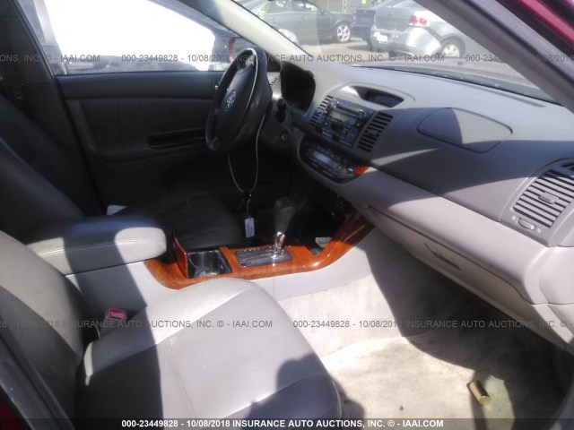 4T1BE30K65U399635 - 2005 TOYOTA CAMRY LE/XLE/SE MAROON photo 5