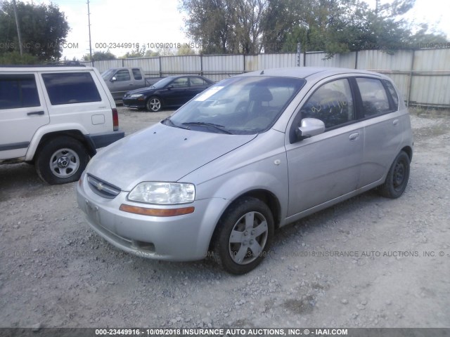 KL1TD66698B189142 - 2008 CHEVROLET AVEO LS SILVER photo 2
