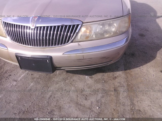 1LNFM97VXWY618789 - 1998 LINCOLN CONTINENTAL  GOLD photo 6